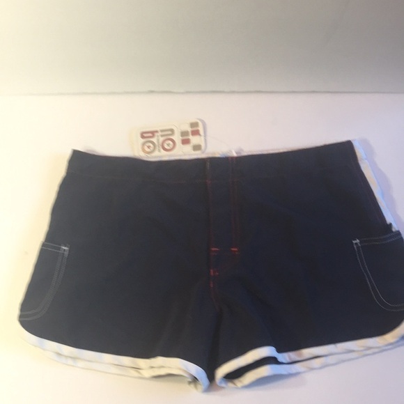 NWT Boardshort Coverups Beach Bum Navy Red M 9/11 - Picture 2 of 4